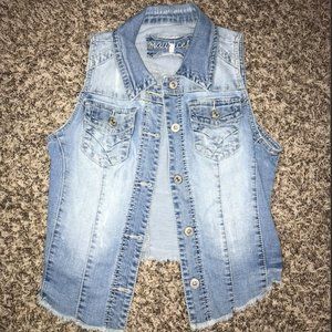 Tank semi-bleached jean jacket/vest